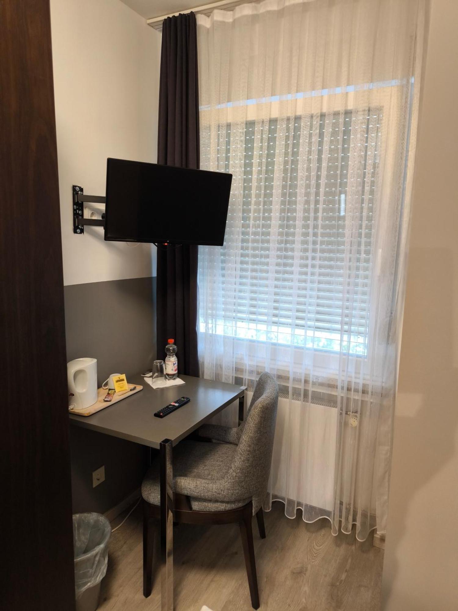 Loewen Hotel Radevormwald Zewnętrze zdjęcie